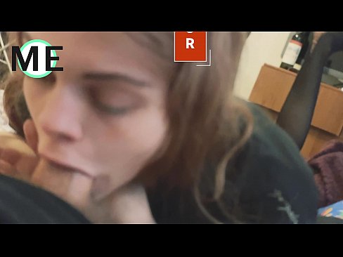 ❤️ Halspikk, avrevet strømpebukse og avrevne hæler hyggelig å møte ❤ Sexvideo hos oss ❌